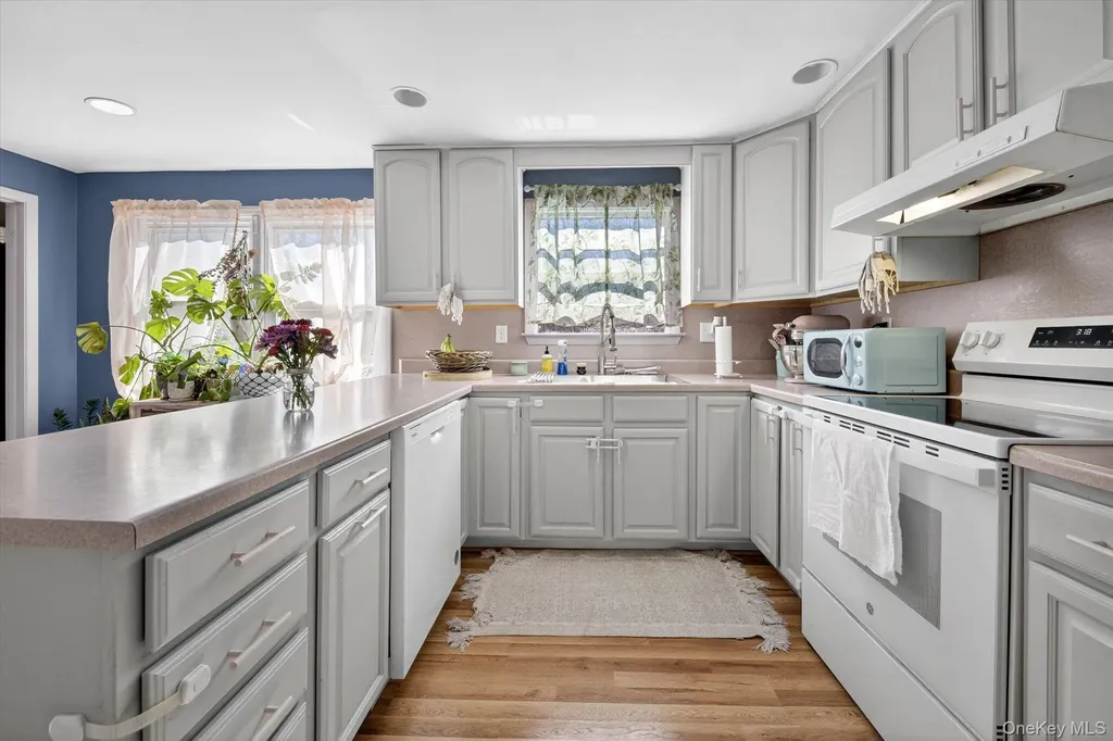 29 Van Burenville Road Middletown NY 10940