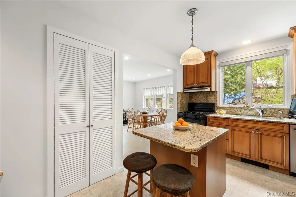 616 Ashford Avenue Ardsley NY 10502