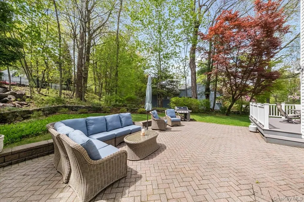 616 Ashford Avenue Ardsley NY 10502