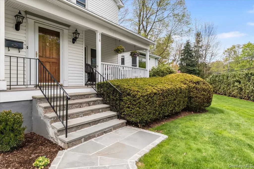 616 Ashford Avenue Ardsley NY 10502