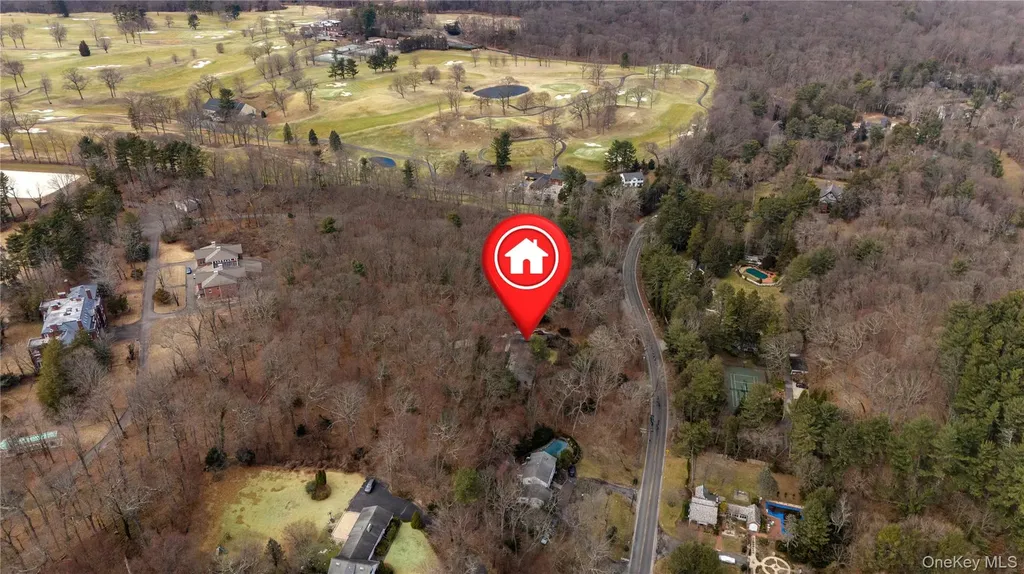 111 Mill River Road Upper Brookville NY 11771