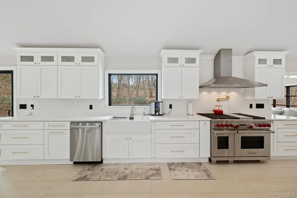111 Mill River Road Upper Brookville NY 11771