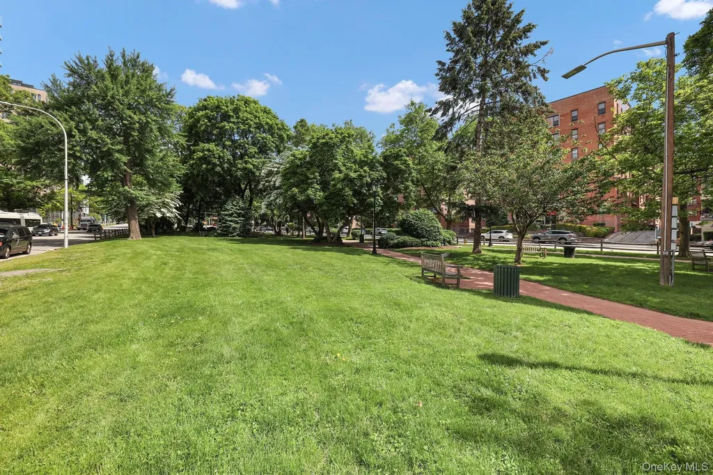 20 N Broadway White Plains NY 10601