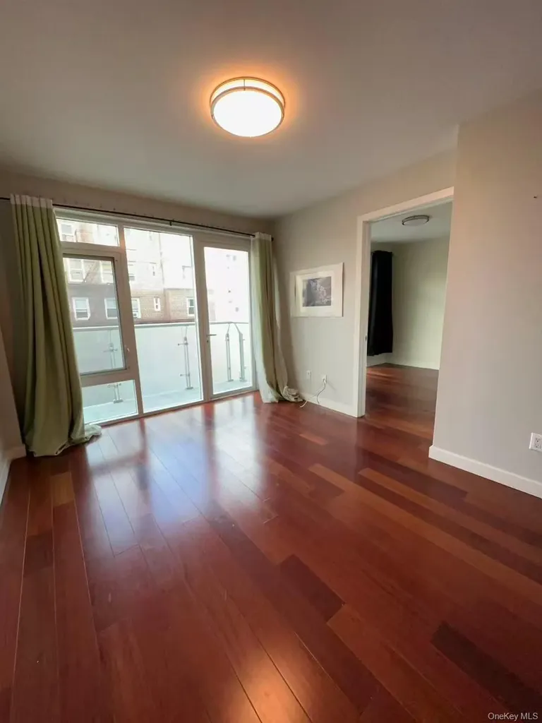 142-38 37th Avenue Flushing NY 11354