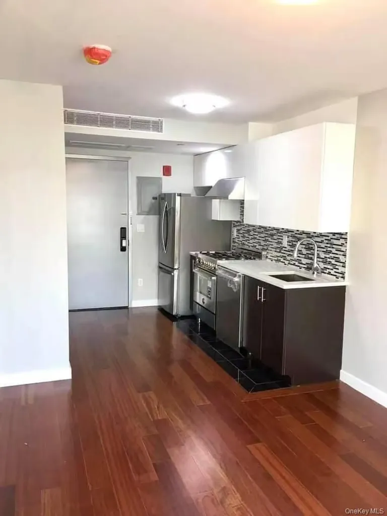 142-38 37th Avenue Flushing NY 11354