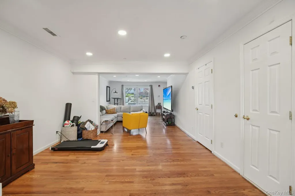 162 Harding Avenue White Plains NY 10606