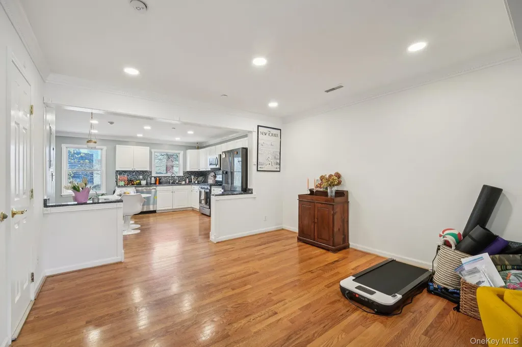 162 Harding Avenue White Plains NY 10606