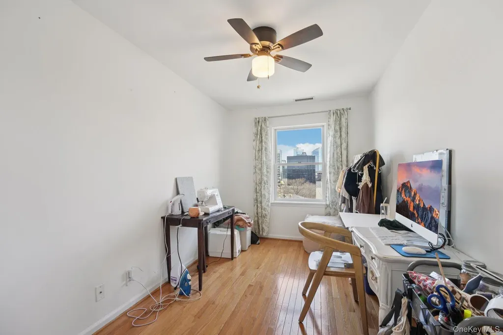 162 Harding Avenue White Plains NY 10606
