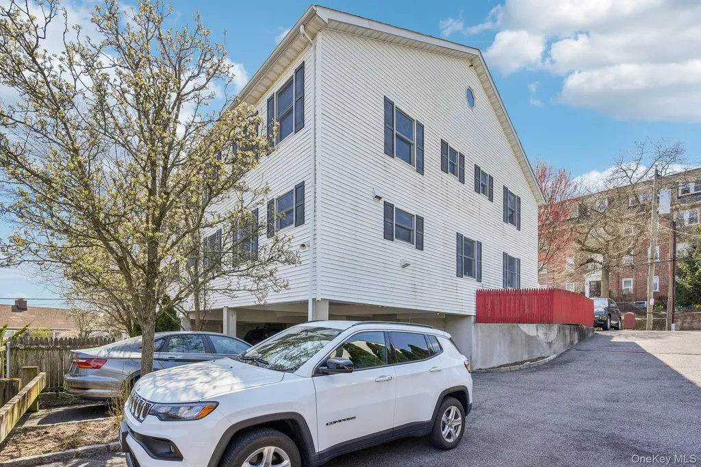 162 Harding Avenue White Plains NY 10606