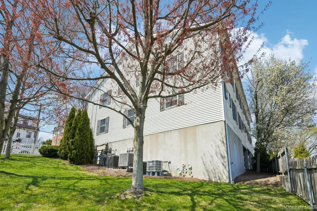 162 Harding Avenue White Plains NY 10606