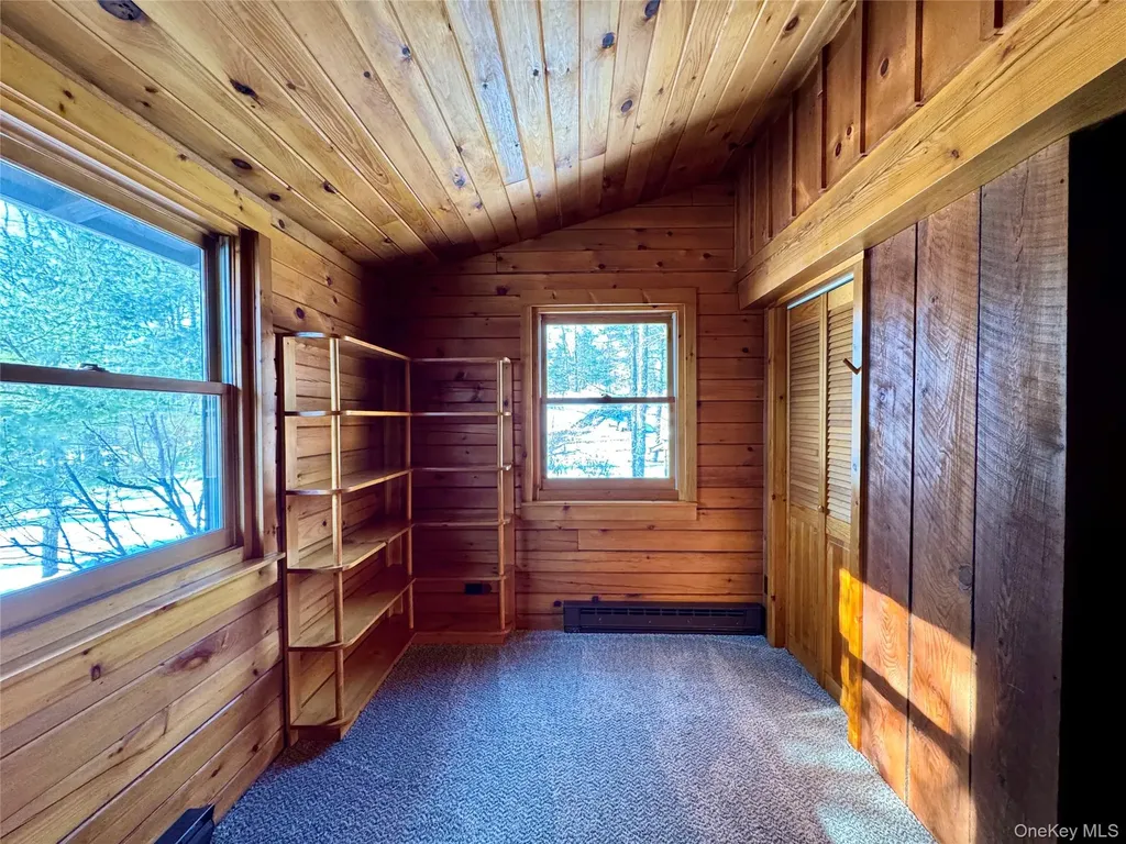 380 Easy Street Catskill NY 12414