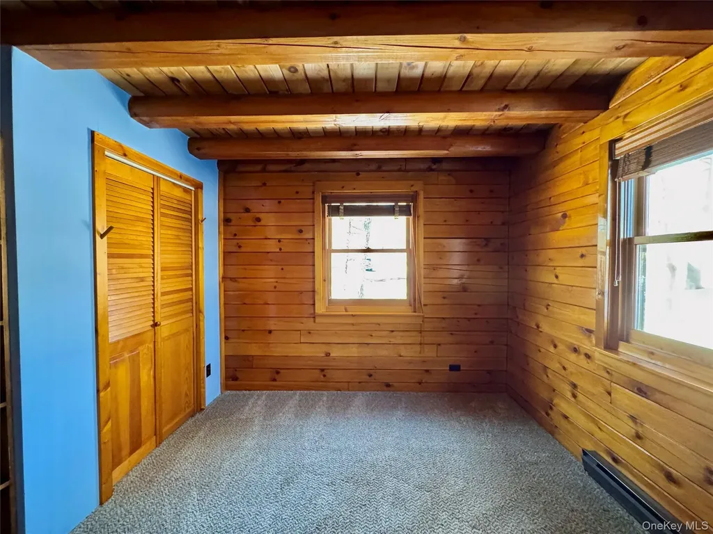 380 Easy Street Catskill NY 12414