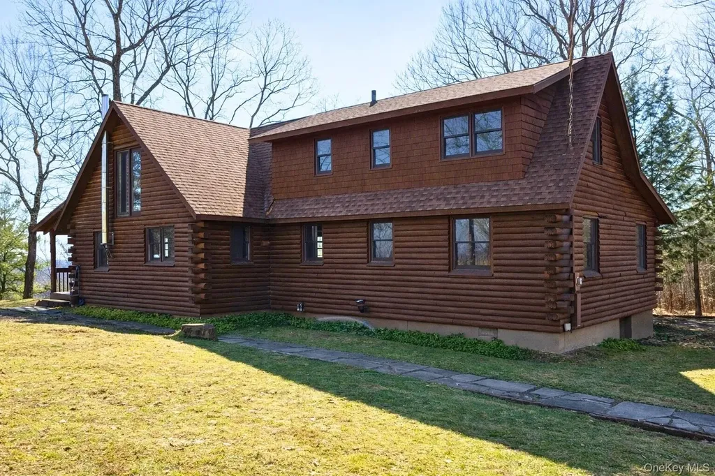 380 Easy Street Catskill NY 12414