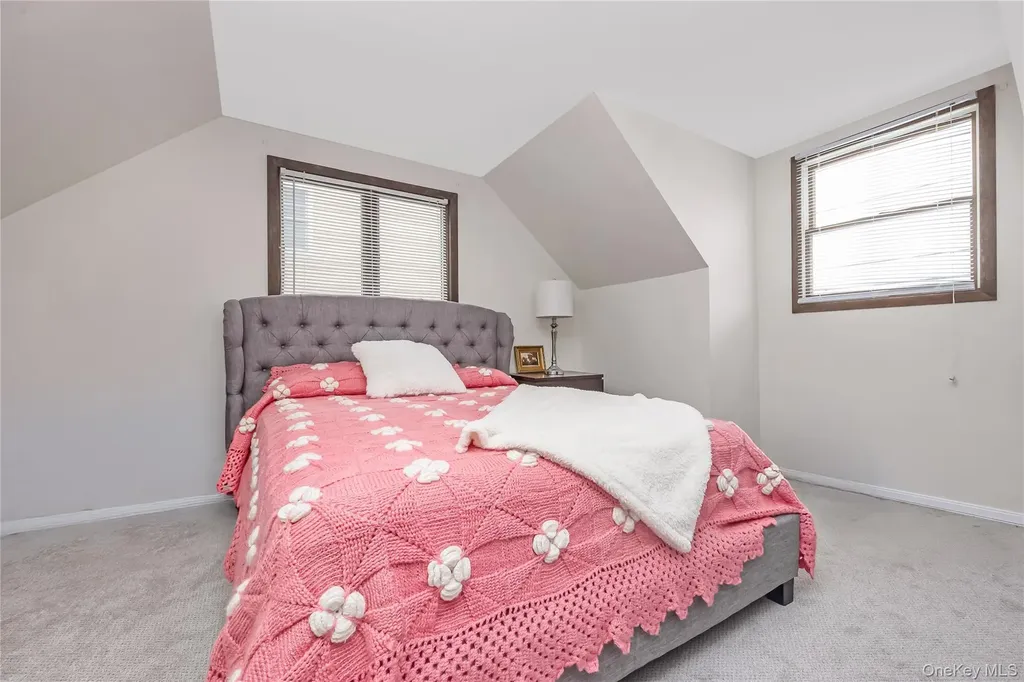 2477 Freeport Street Wantagh NY 11793