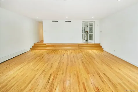 21-13 45th Avenue Long Island City NY 11101