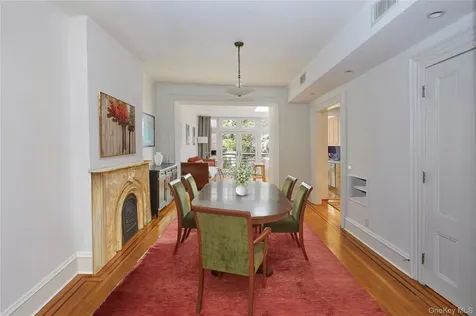 21-13 45th Avenue Long Island City NY 11101