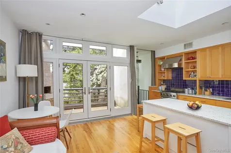 21-13 45th Avenue Long Island City NY 11101