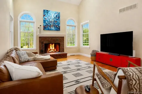 3 Nickelby Place Cortlandt Manor NY 10567