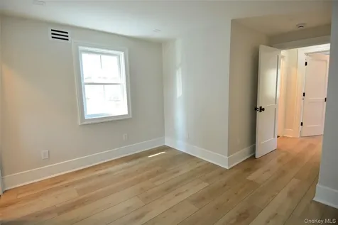 137 Hillside Place Eastchester NY 10709