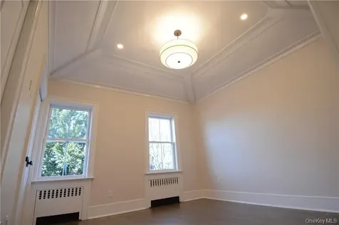 137 Hillside Place Eastchester NY 10709