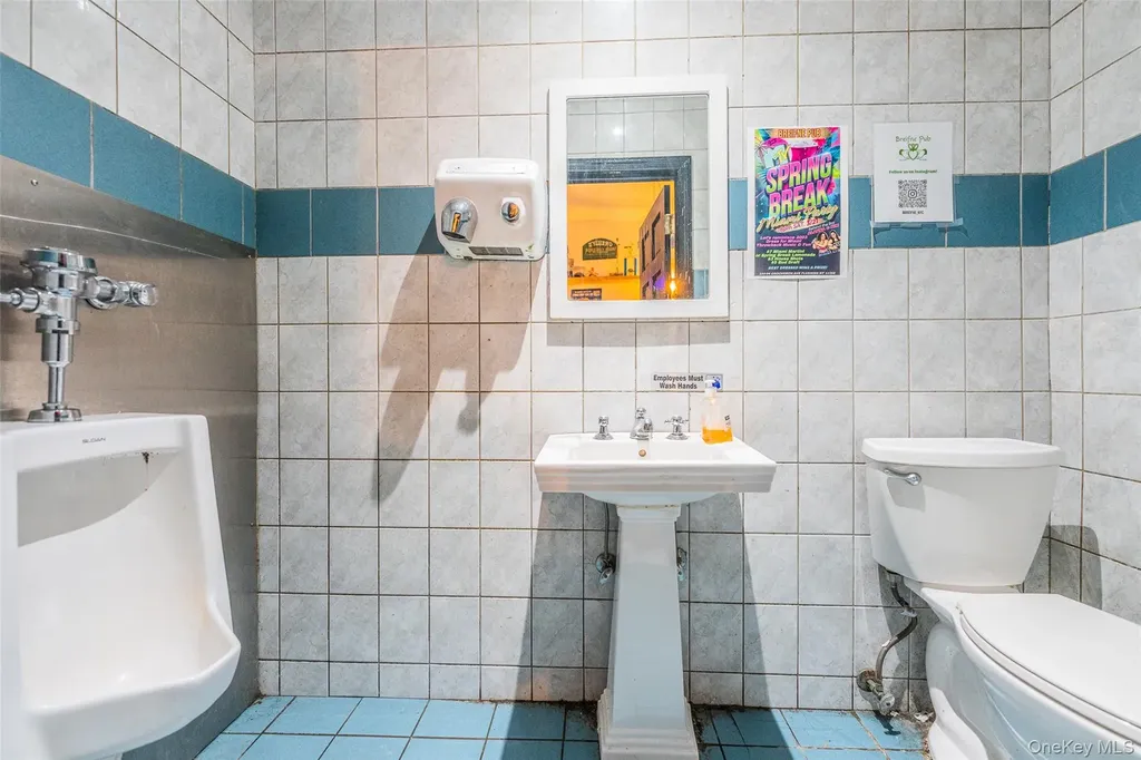 16904 Crocheron Avenue Flushing NY 11358