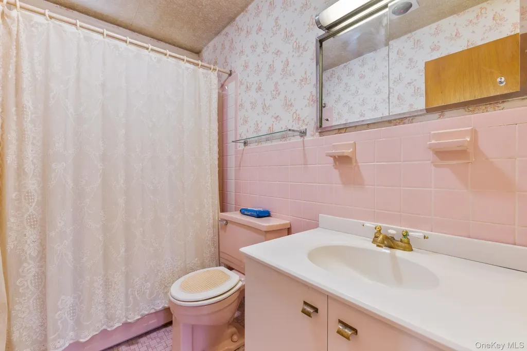 321 Locust Avenue Rye NY 10580