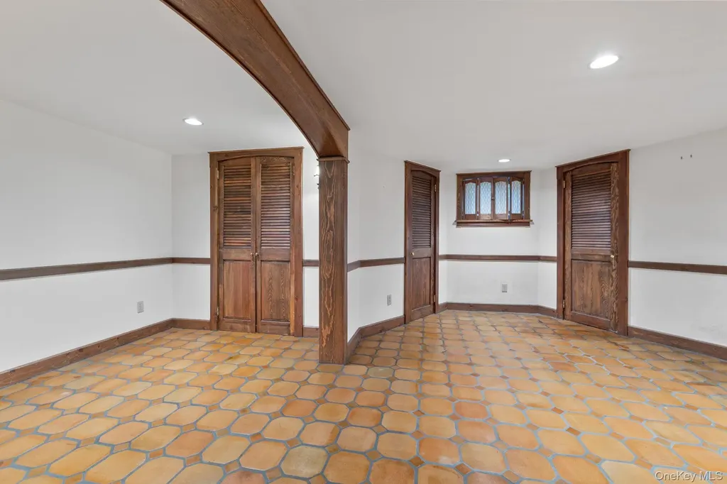 321 Locust Avenue Rye NY 10580
