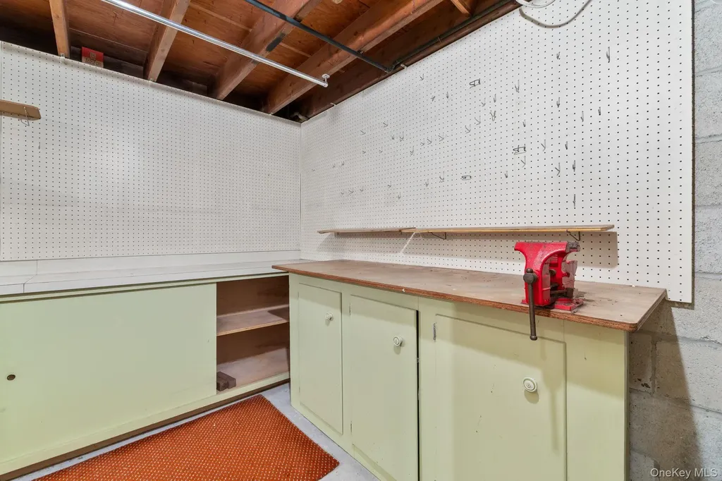 321 Locust Avenue Rye NY 10580
