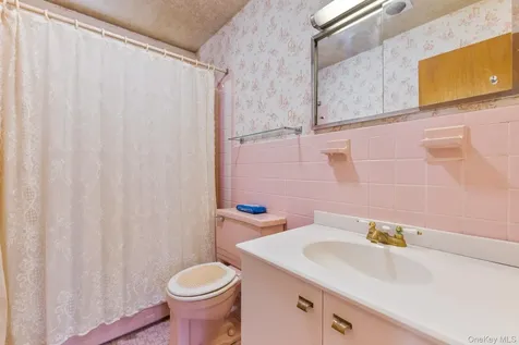 321 Locust Avenue Rye NY 10580