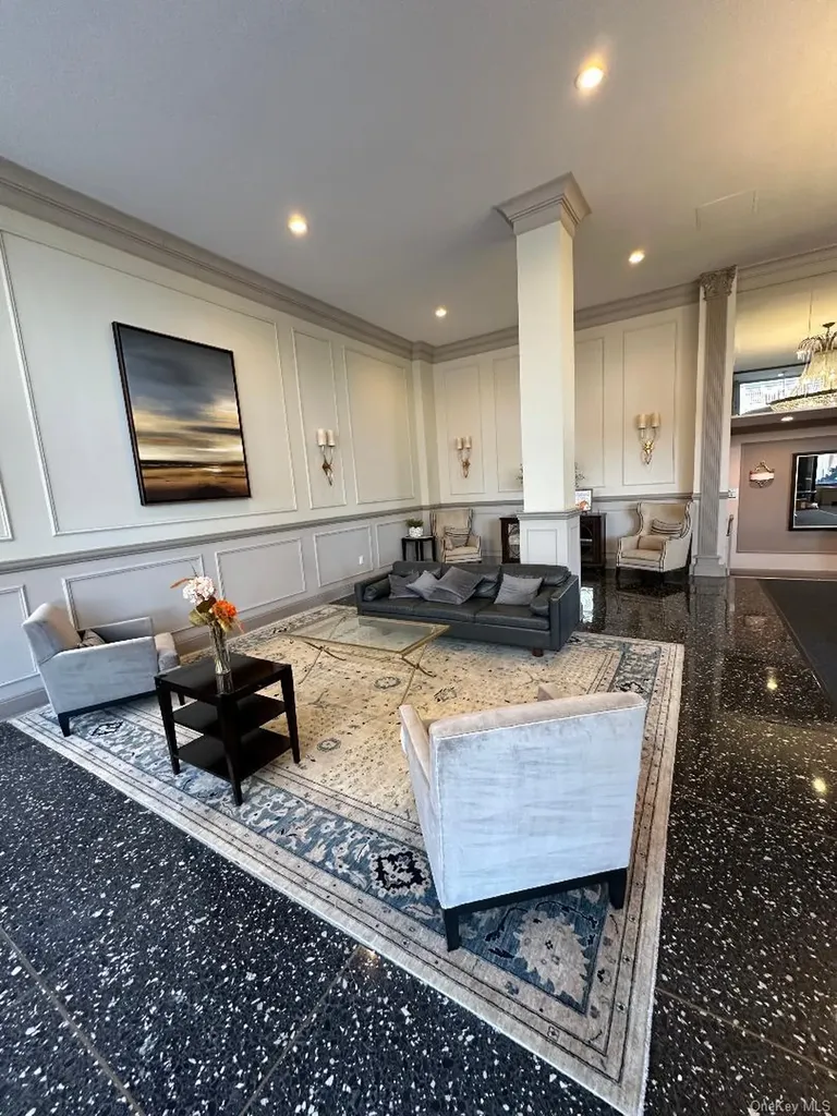 700 Shore Road Long Beach NY 11561