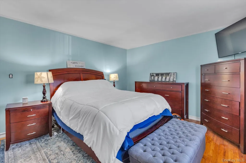 351 Venetian Boulevard Lindenhurst NY 11757
