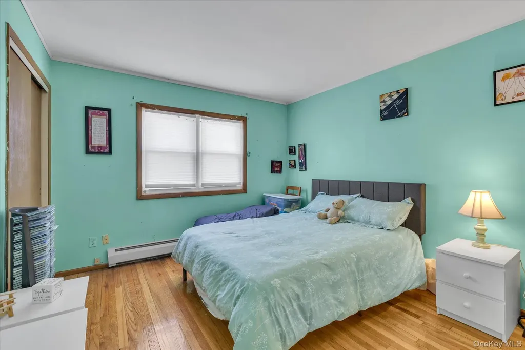 351 Venetian Boulevard Lindenhurst NY 11757