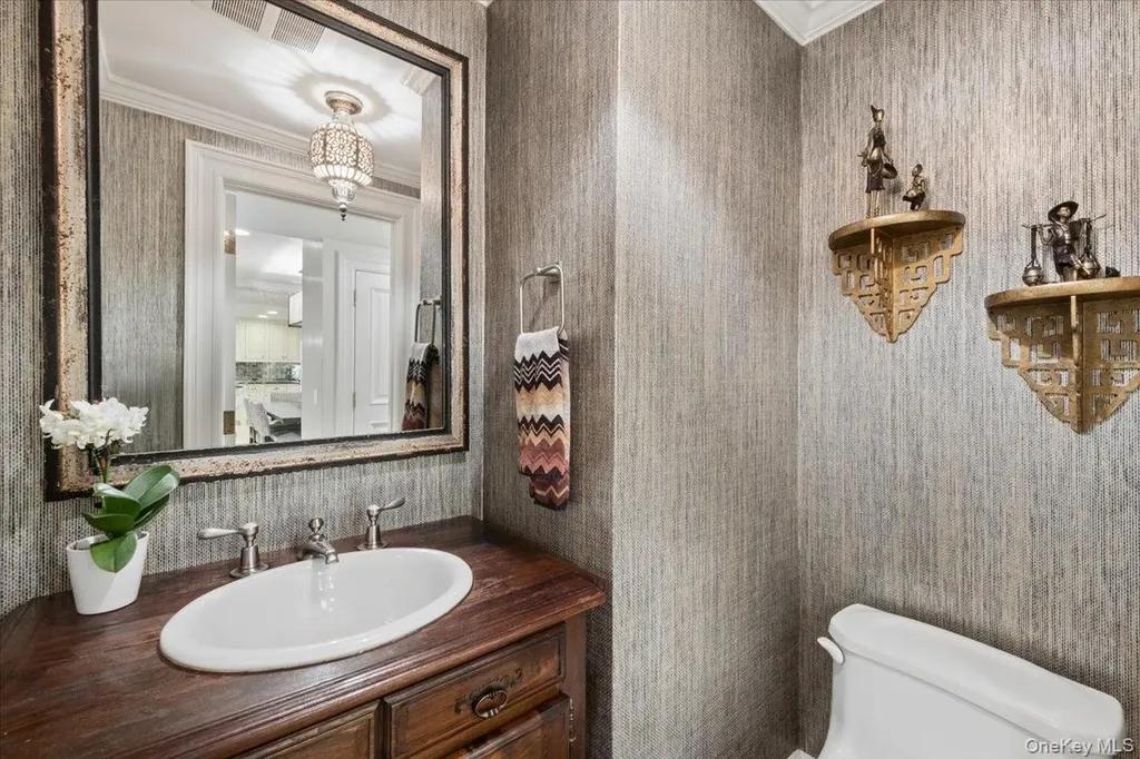 36 Sage Terrace Scarsdale NY 10583