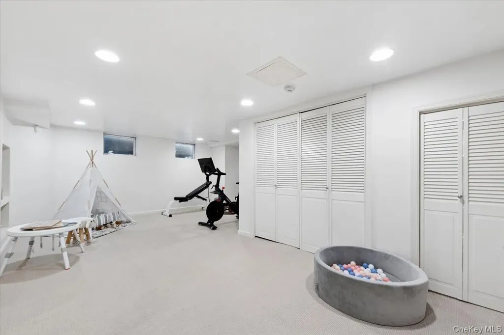 36 Sage Terrace Scarsdale NY 10583