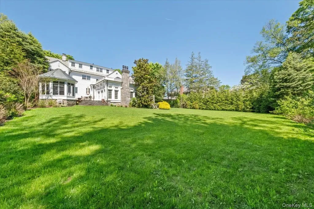 36 Sage Terrace Scarsdale NY 10583