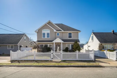 732 Sunrise Avenue Bellmore NY 11710