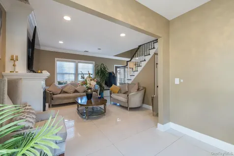 732 Sunrise Avenue Bellmore NY 11710