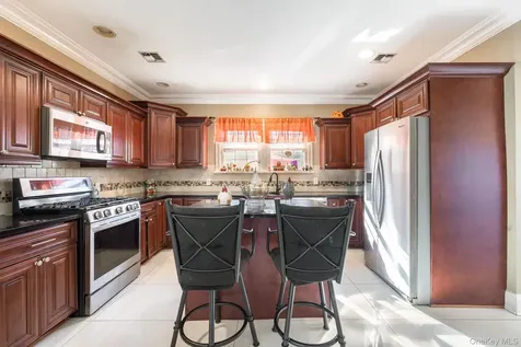 732 Sunrise Avenue Bellmore NY 11710