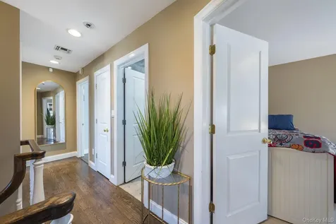 732 Sunrise Avenue Bellmore NY 11710