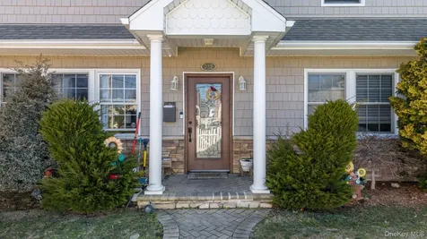 732 Sunrise Avenue Bellmore NY 11710