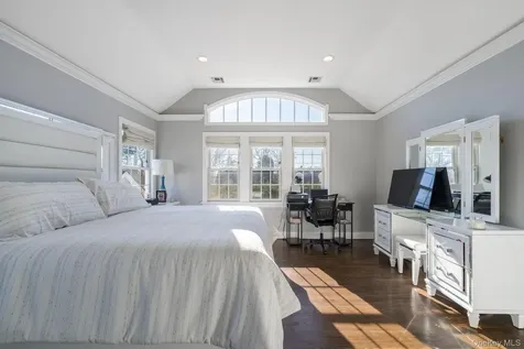 732 Sunrise Avenue Bellmore NY 11710