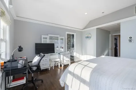 732 Sunrise Avenue Bellmore NY 11710