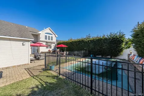 732 Sunrise Avenue Bellmore NY 11710
