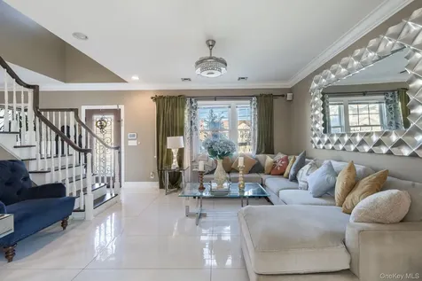 732 Sunrise Avenue Bellmore NY 11710