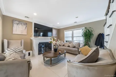 732 Sunrise Avenue Bellmore NY 11710