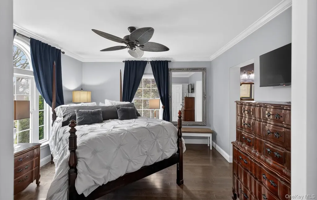 108 Awixa Avenue Bay Shore NY 11706