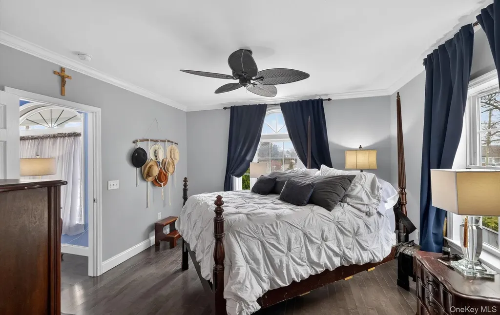 108 Awixa Avenue Bay Shore NY 11706