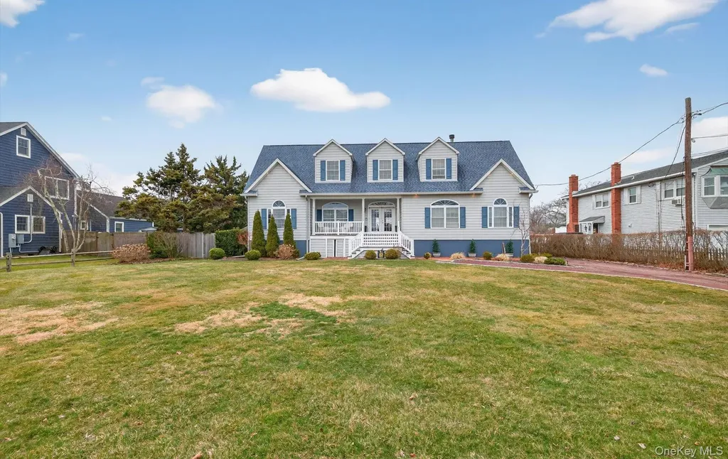 108 Awixa Avenue Bay Shore NY 11706
