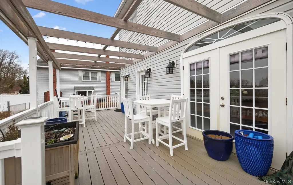 108 Awixa Avenue Bay Shore NY 11706