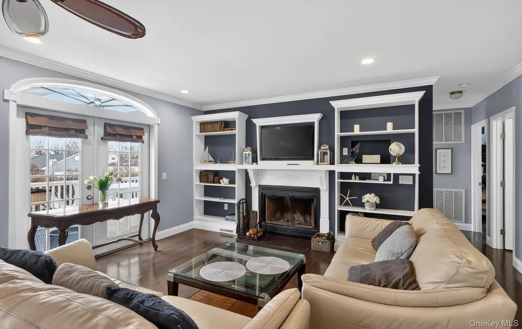 108 Awixa Avenue Bay Shore NY 11706